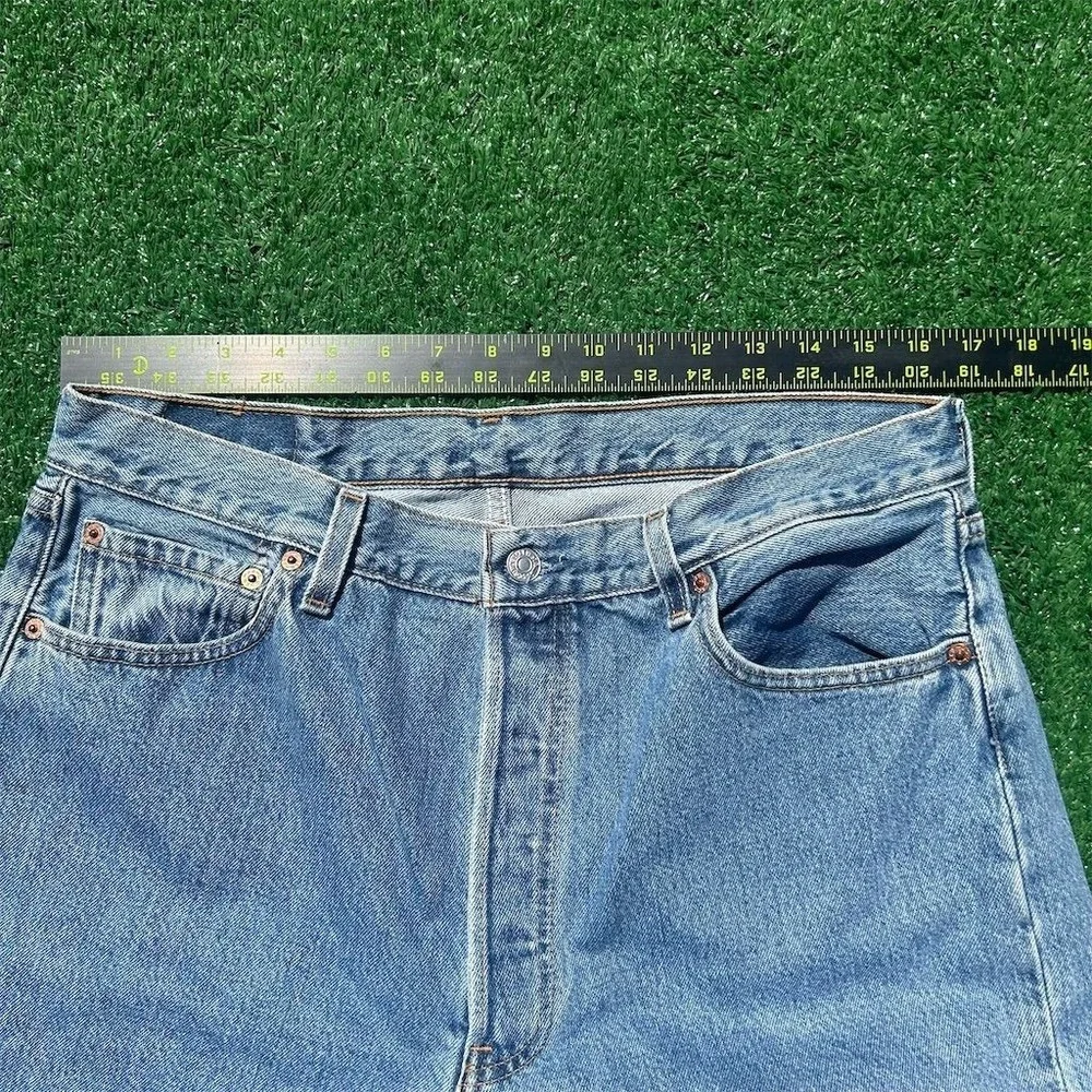 Vintage‎ Levi's 501 Men's Blue Straight Jeans Size 33x25 Made in USA